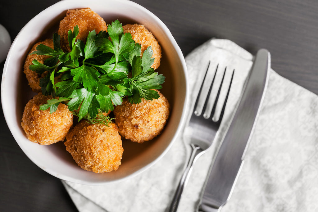 How to Make Bread and Arugula Meatballs