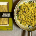 Linguine Aglio e Prezzemolo (with Garlic and Parsley) - A Symphony of Flavors